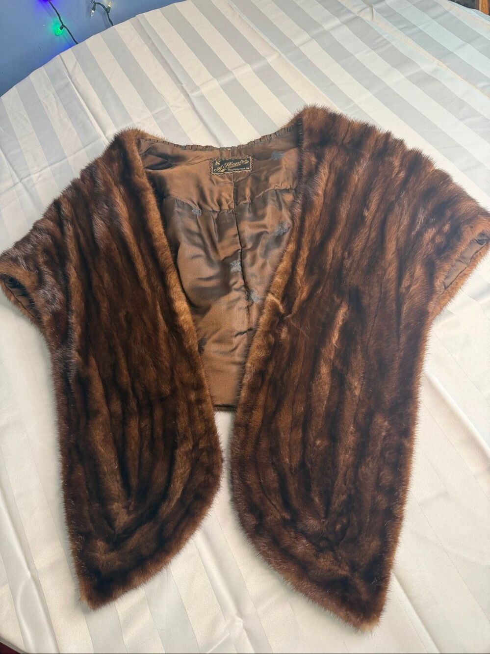 A. Shapiro Vintage Brown Real Fur Cape Stole Wrap Philadelphia One Size - Picture 3 of 13